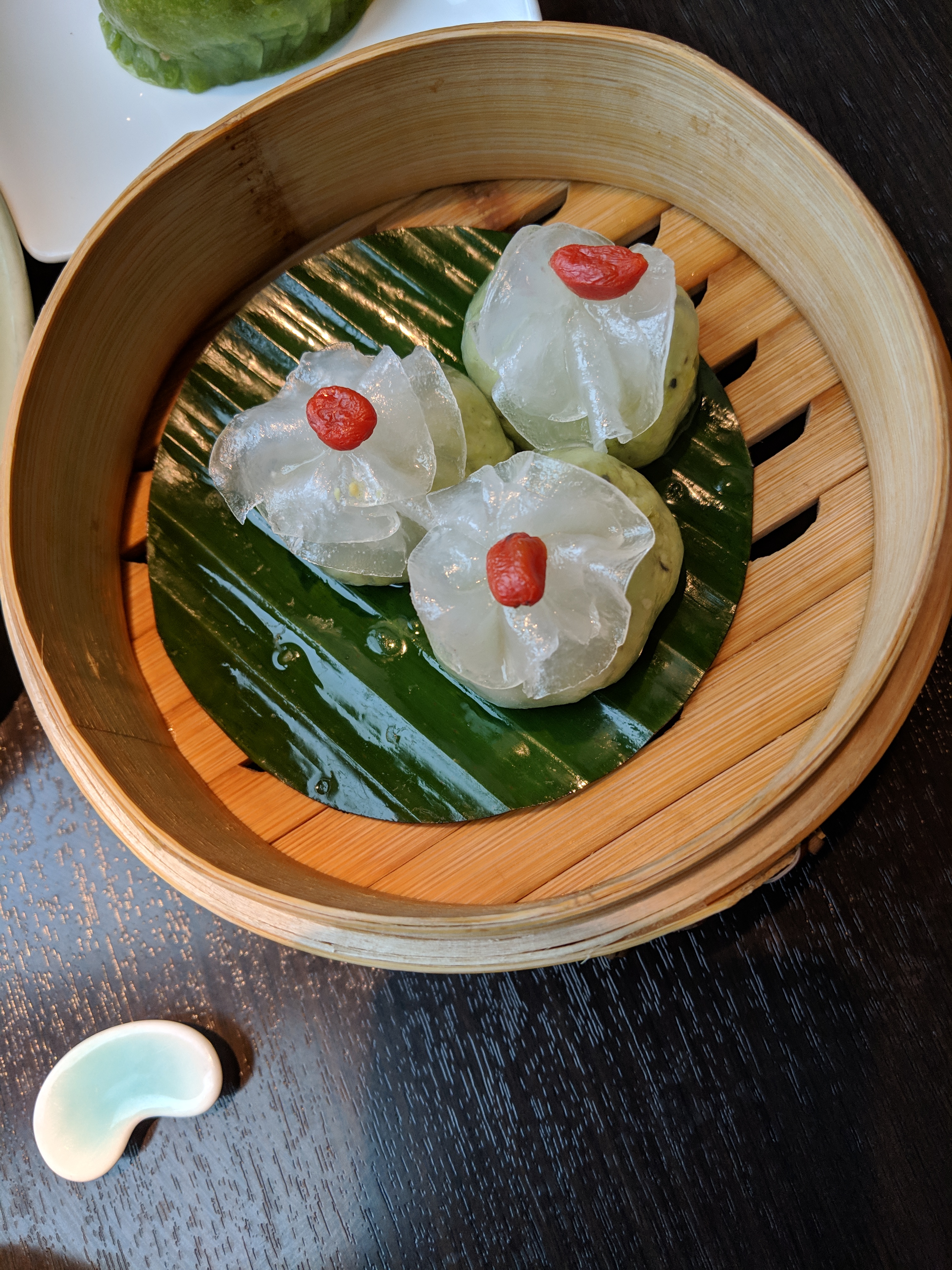 דים סאם יאוצ'ה לונדון